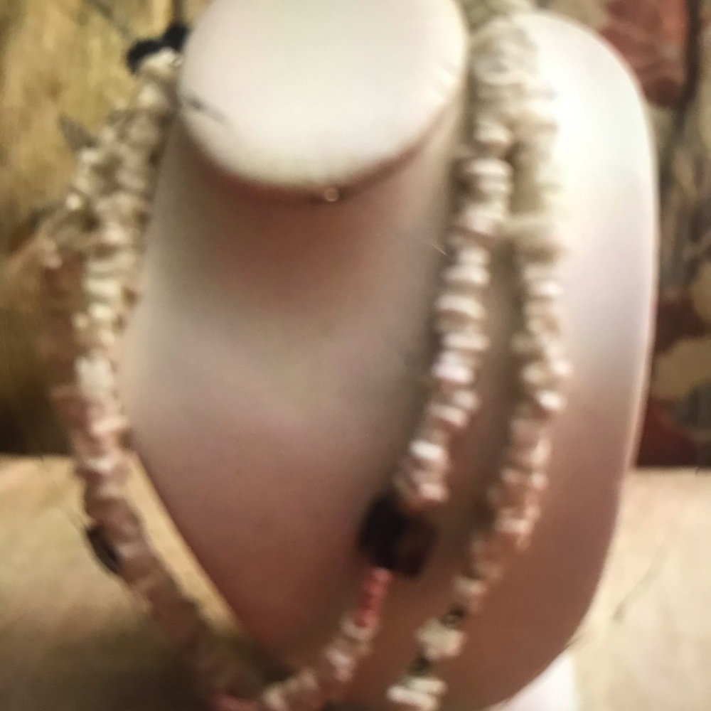 VTG : 2pcs sets of Hawaiian authentic puka shells jewelry necklaces. - Picture 3 of 3